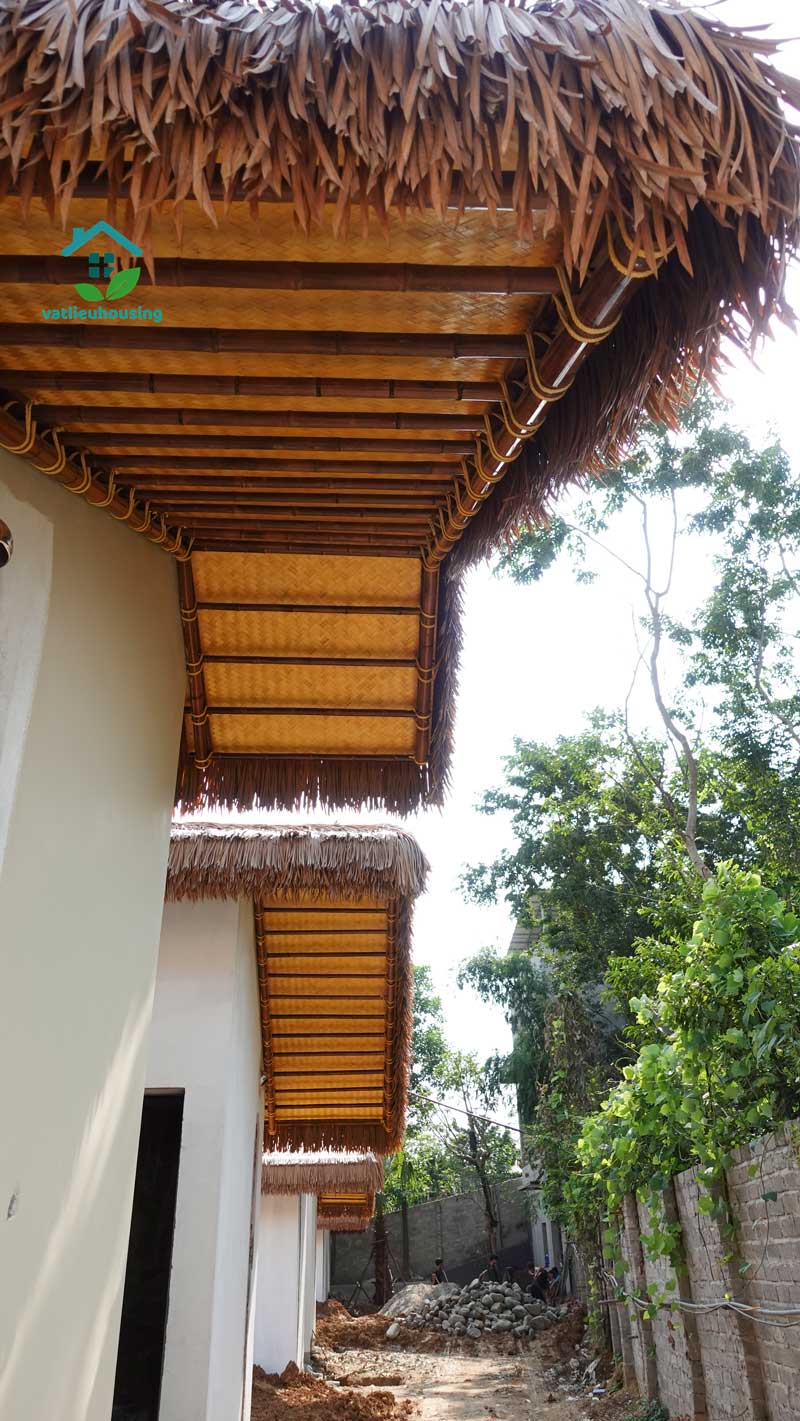 Homestay tại Hà Nội và Mái tranh nhân tạo | 12.000 tấm Rơm nhân tạo?!? Cỏ tranh nhân tạo lợp mái nhà