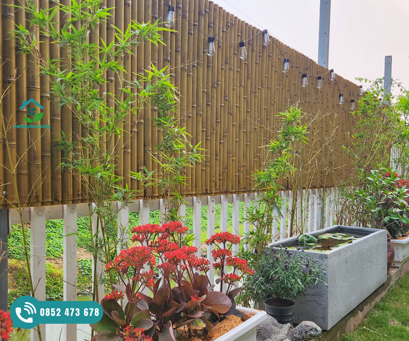VÁN TRE NHỰA DECOR – Ván Tre Nhựa Nguyên Sinh Cao Cấp 2025 Rào tre nhân tạo