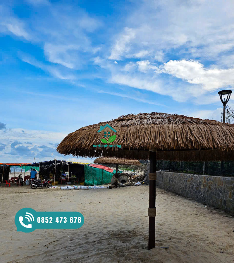 Thi Công Chòi Ven Biển Lợp Rơm Nhân Tạo Tại Phan Thiết Thi công chòi ven biển Phan Thiết