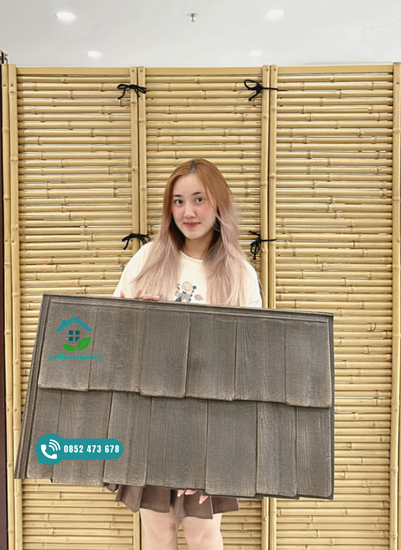 Tấm lợp mái giả gỗ pơ mu 2025